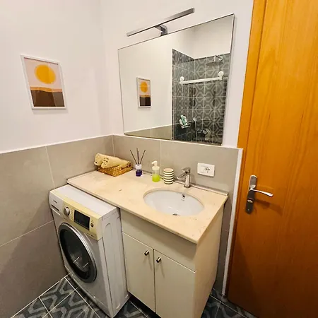 Theoffice - Stylish In Perfect Location * Tirana