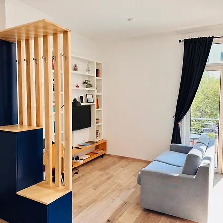 Theoffice - Stylish In Perfect Location * Tirana